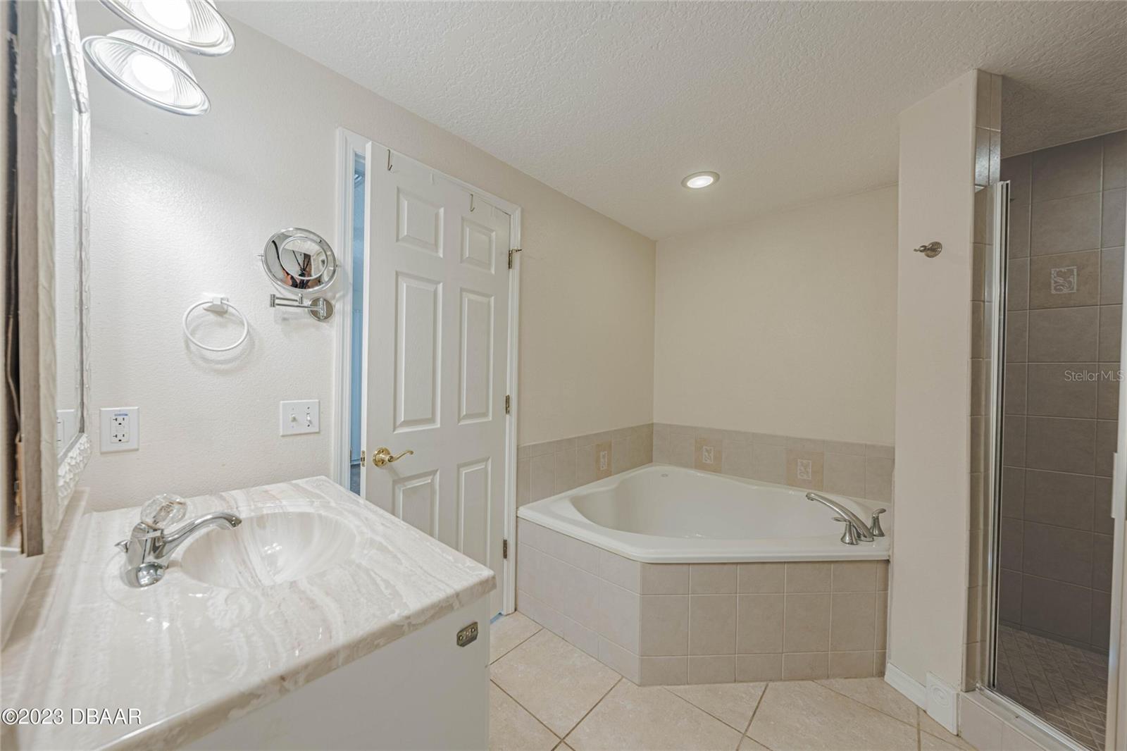 Image 19 of 36 For 3733 Cardinal Boulevard 2