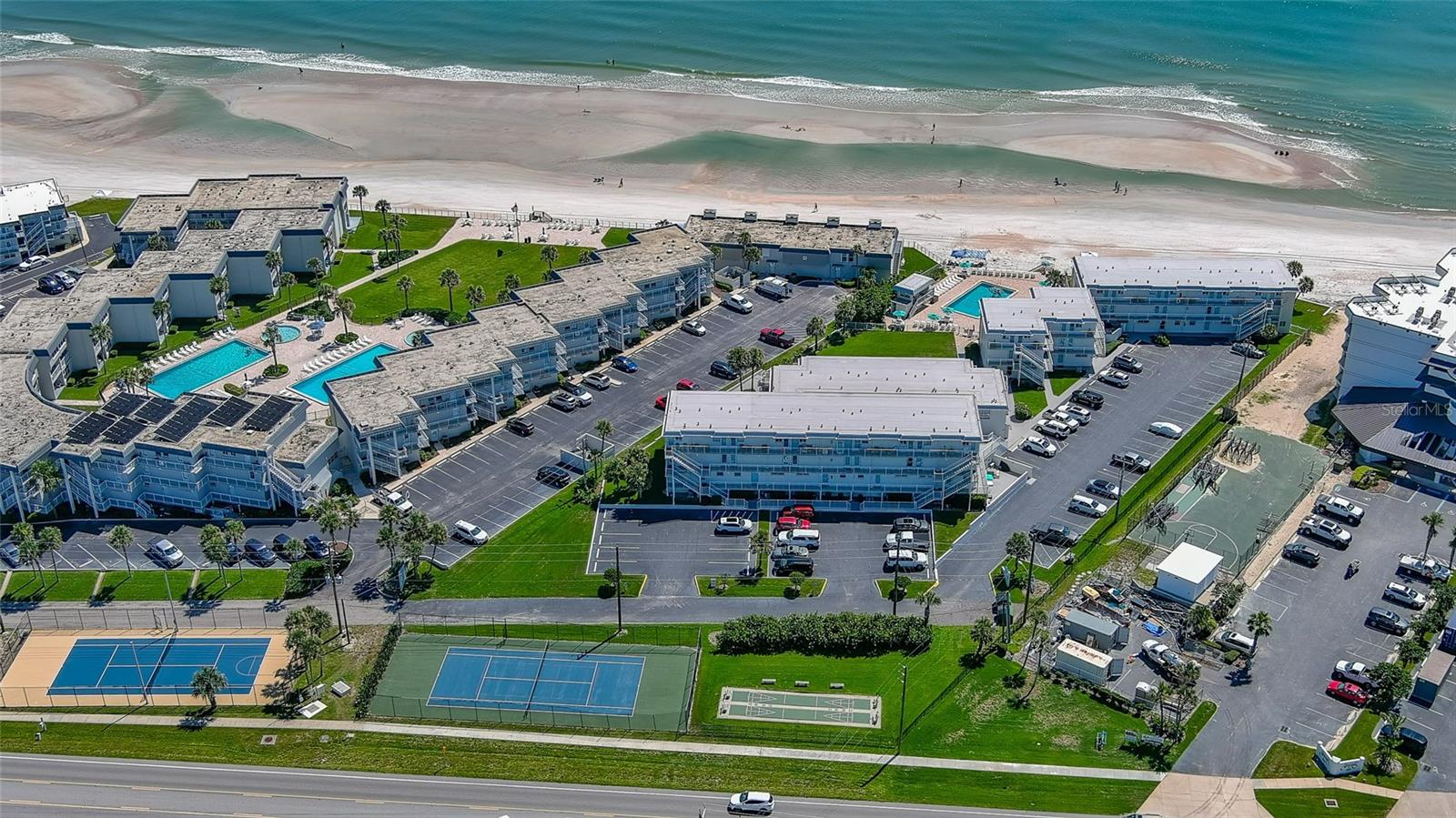 Image 3 of 44 For 4849 Saxon Drive C102