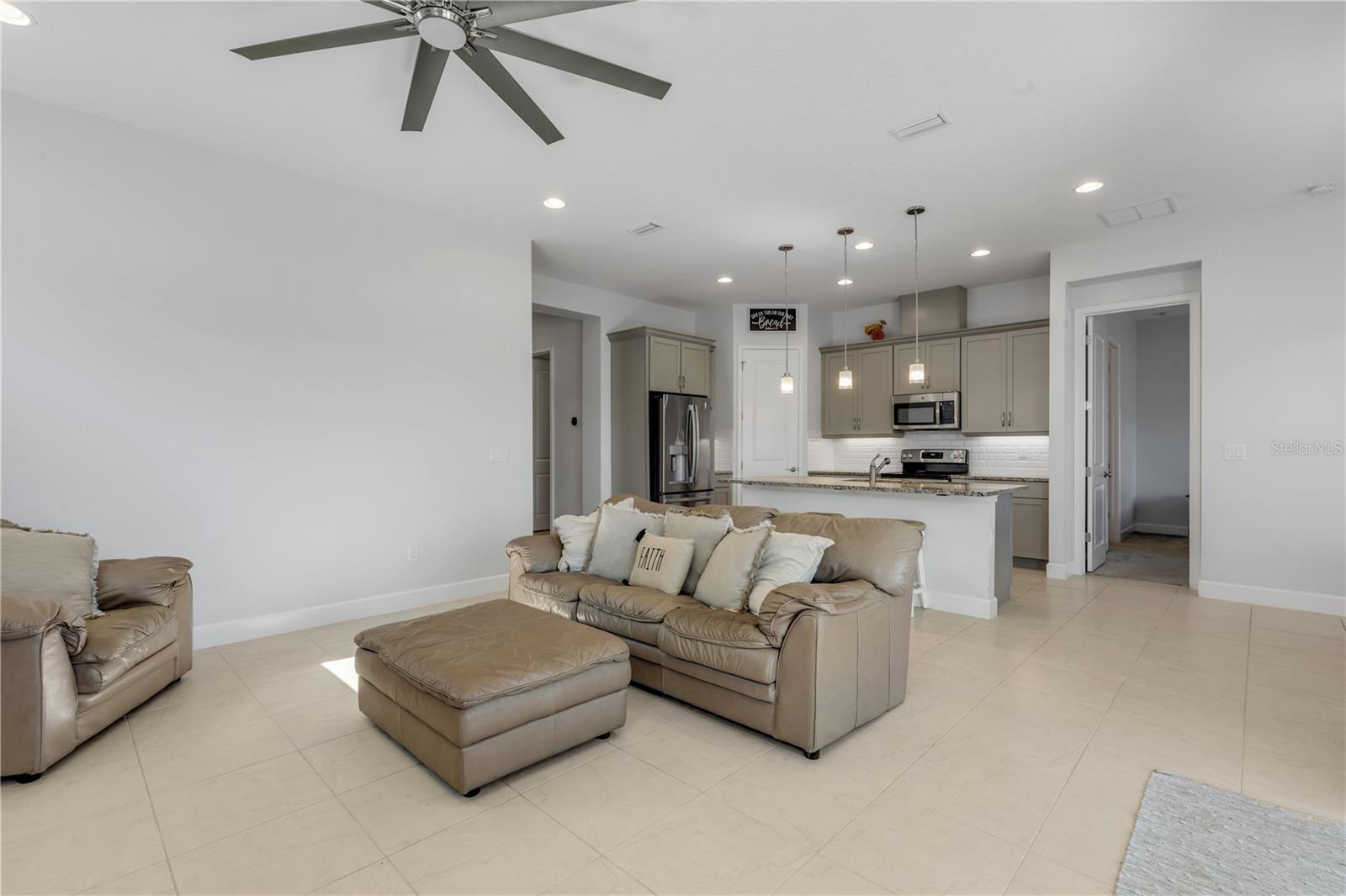 Image 13 of 36 For 6269 Woodhaven Village Drive