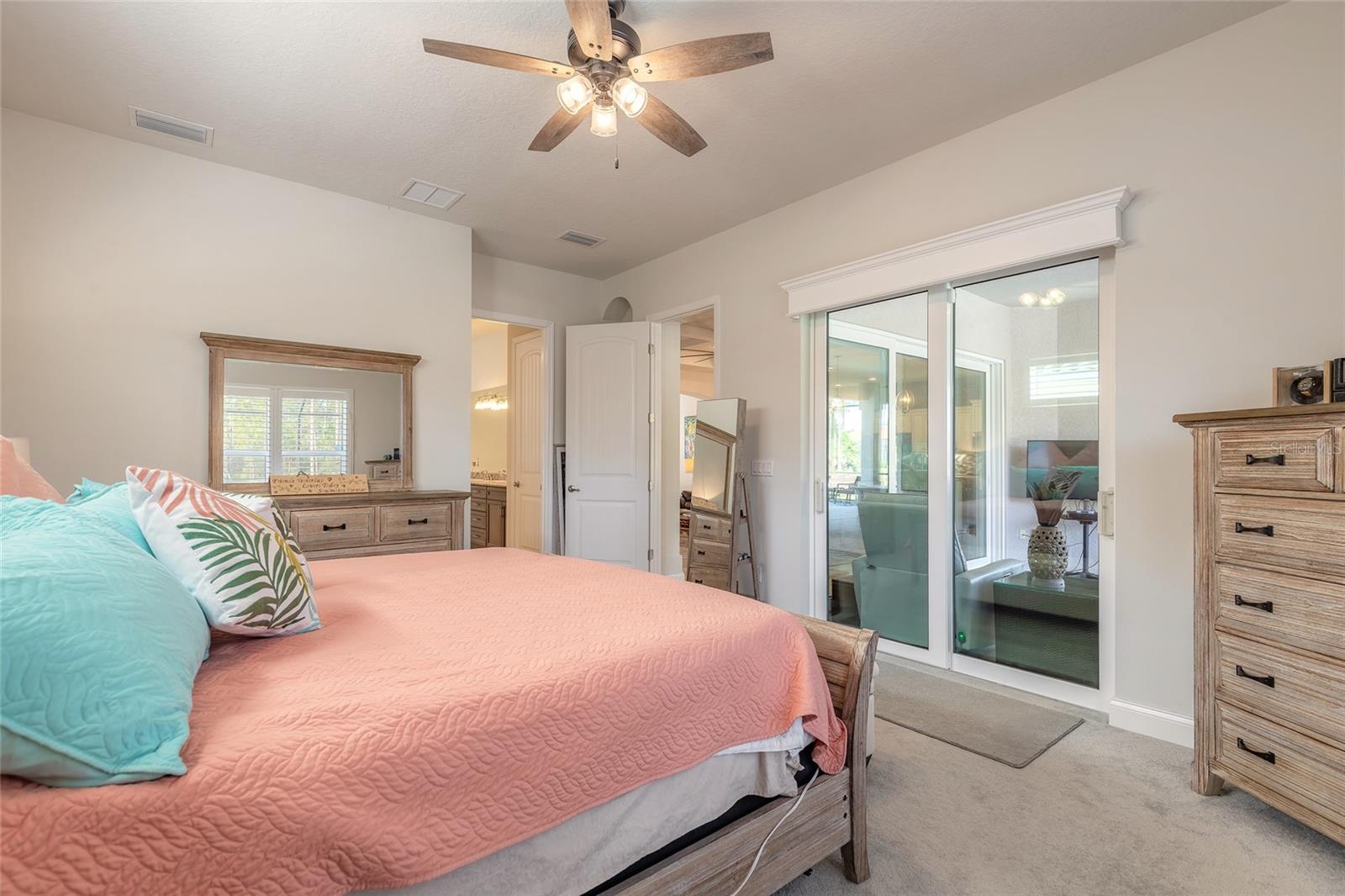 Image 25 of 74 For 156 Portofino Boulevard