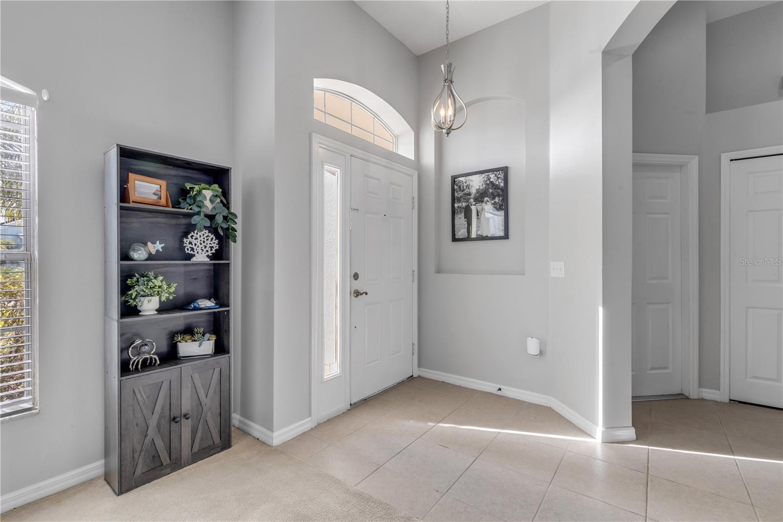 Image 16 of 72 For 649 Coral Trace Boulevard