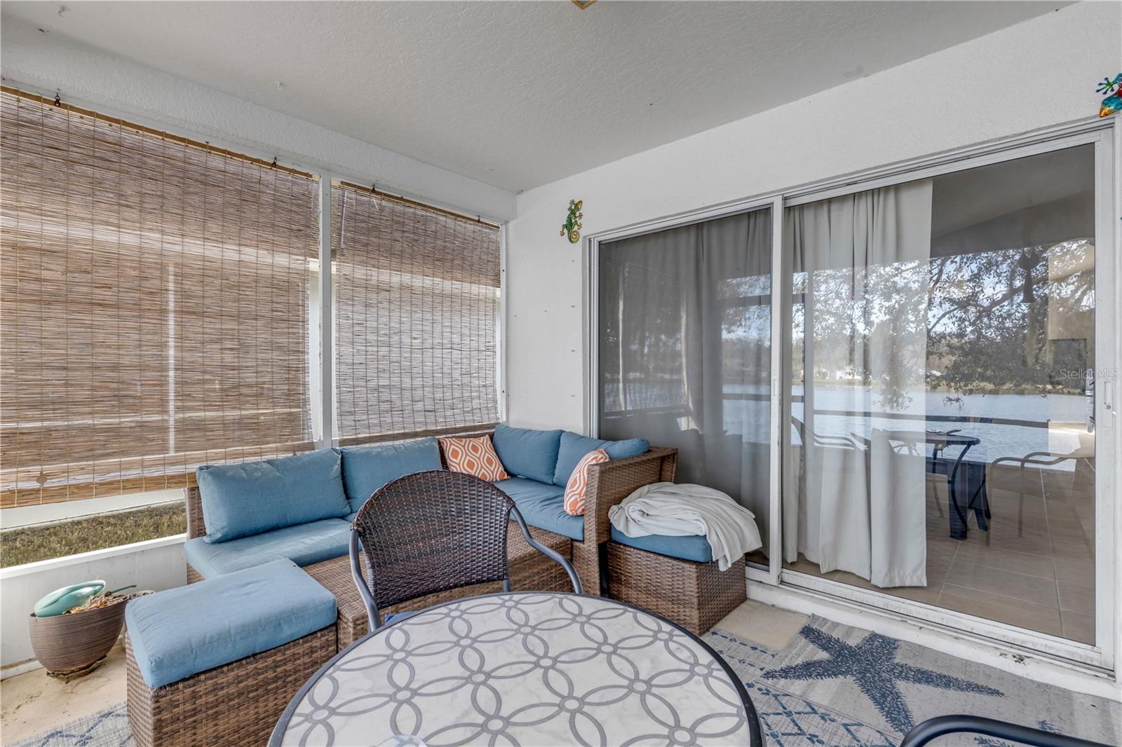 Image 31 of 72 For 649 Coral Trace Boulevard