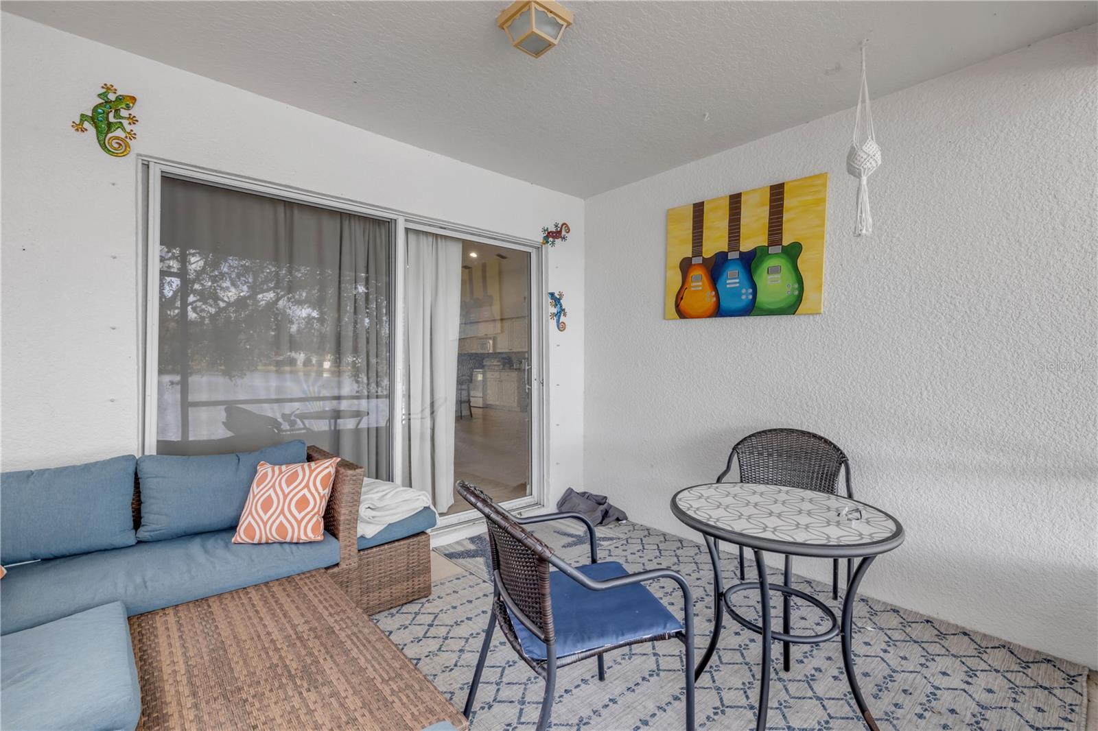 Image 32 of 72 For 649 Coral Trace Boulevard