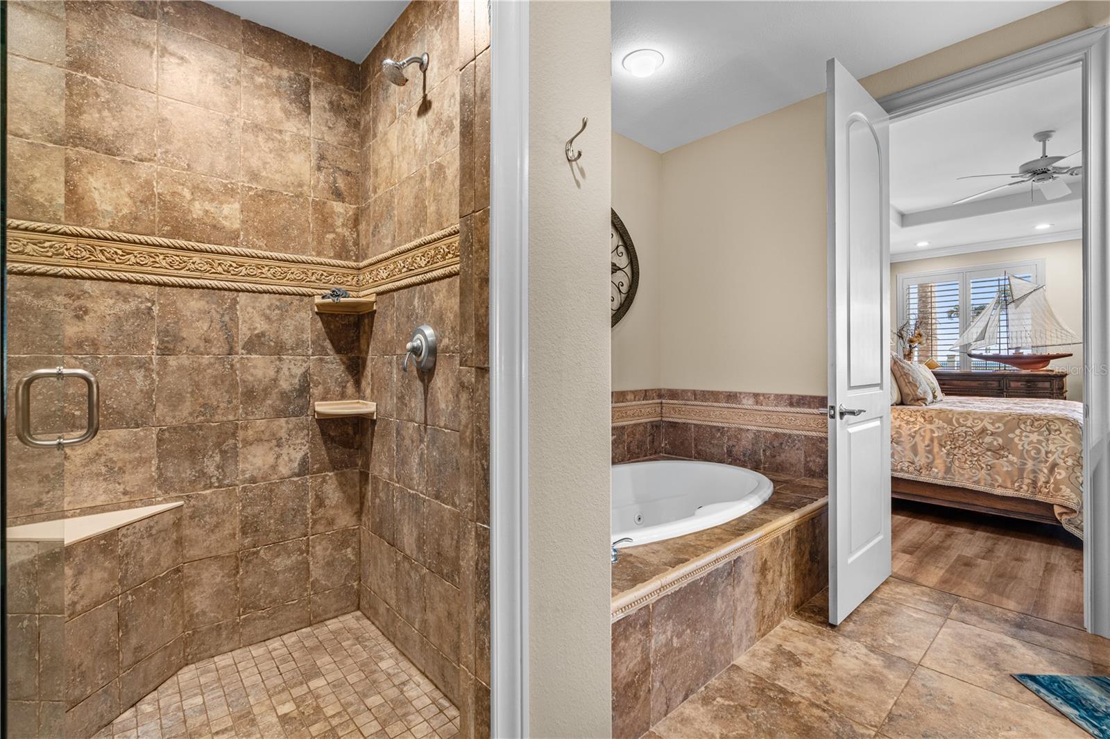 Image 28 of 54 For 2450 Ocean Shore Boulevard 116