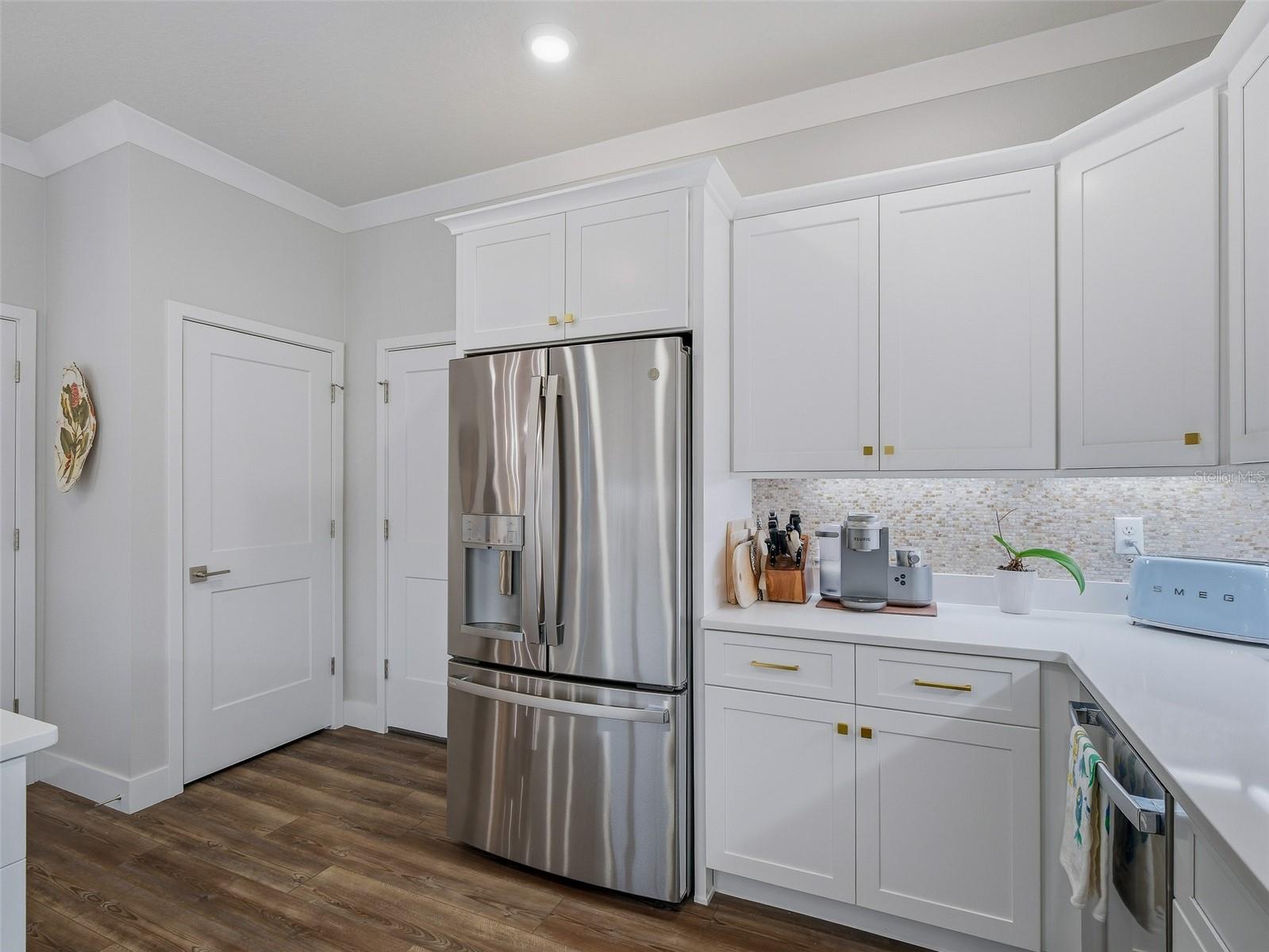 Image 10 of 77 For 3074 Isles Way