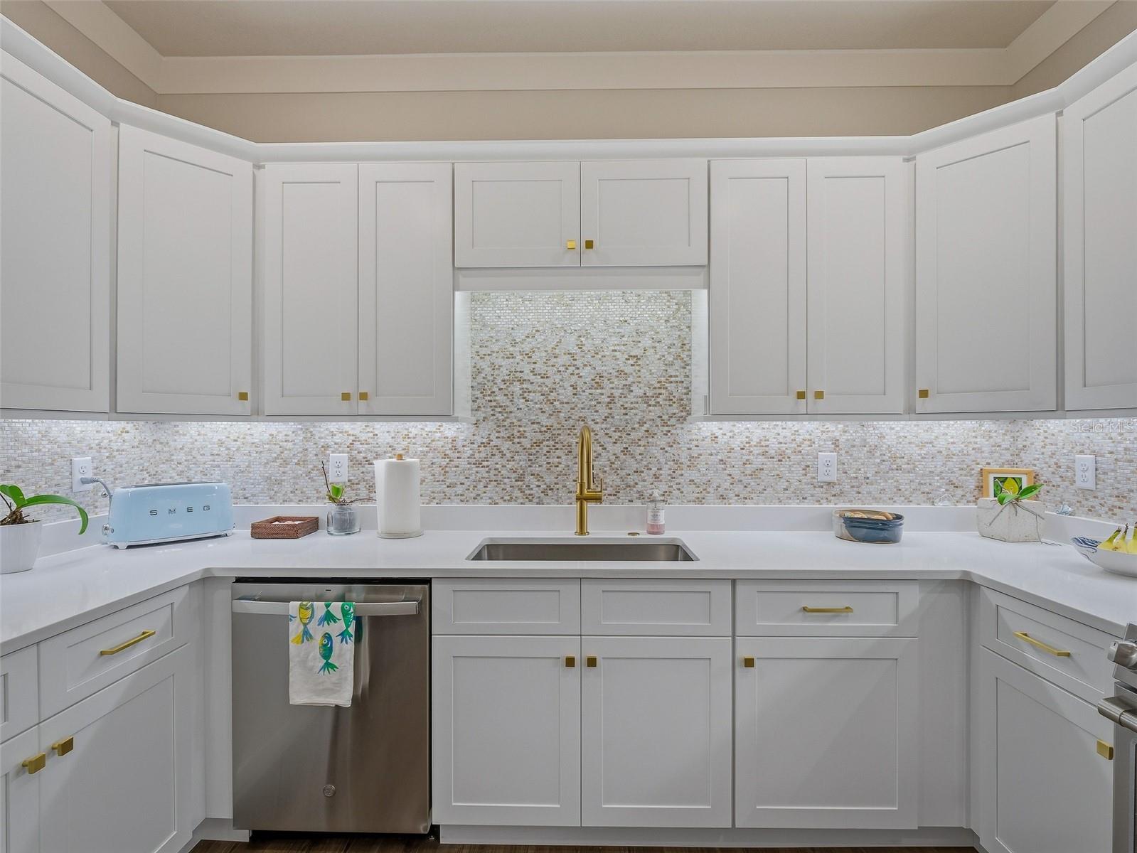 Image 11 of 77 For 3074 Isles Way