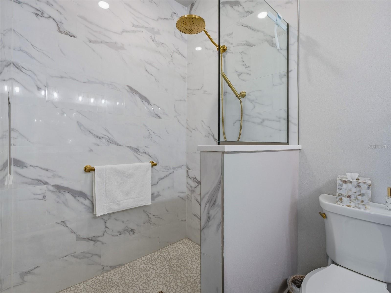 Image 24 of 77 For 3074 Isles Way