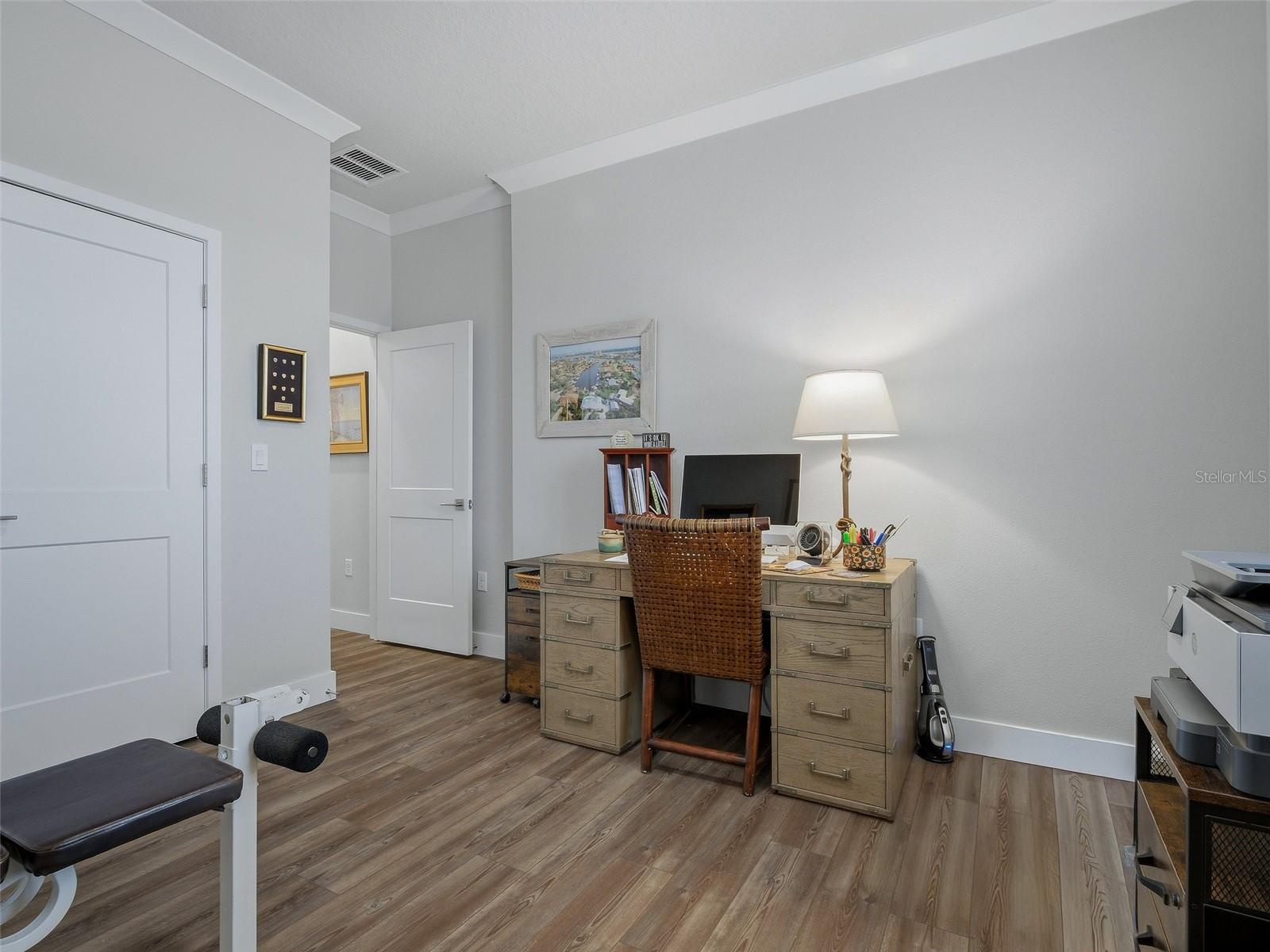 Image 46 of 77 For 3074 Isles Way