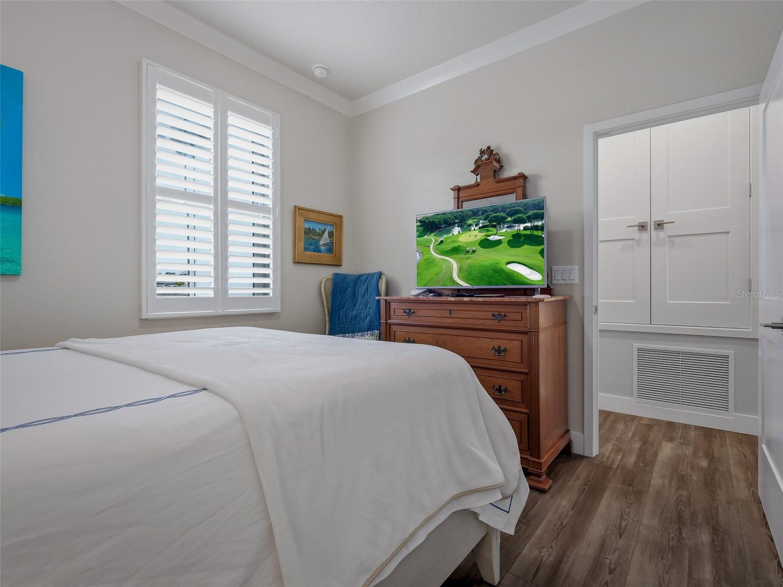 Image 48 of 77 For 3074 Isles Way