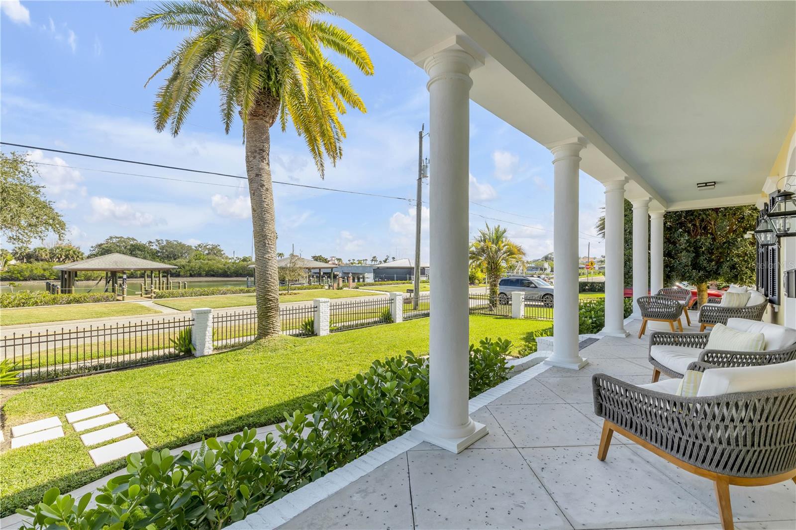 Image 10 of 95 For 1212 Riverside Drive