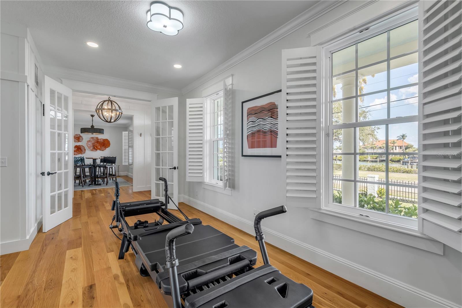 Image 20 of 95 For 1212 Riverside Drive