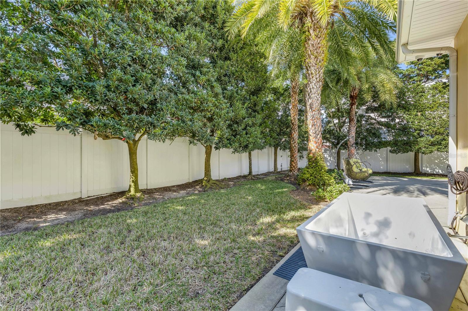 Image 89 of 95 For 1212 Riverside Drive