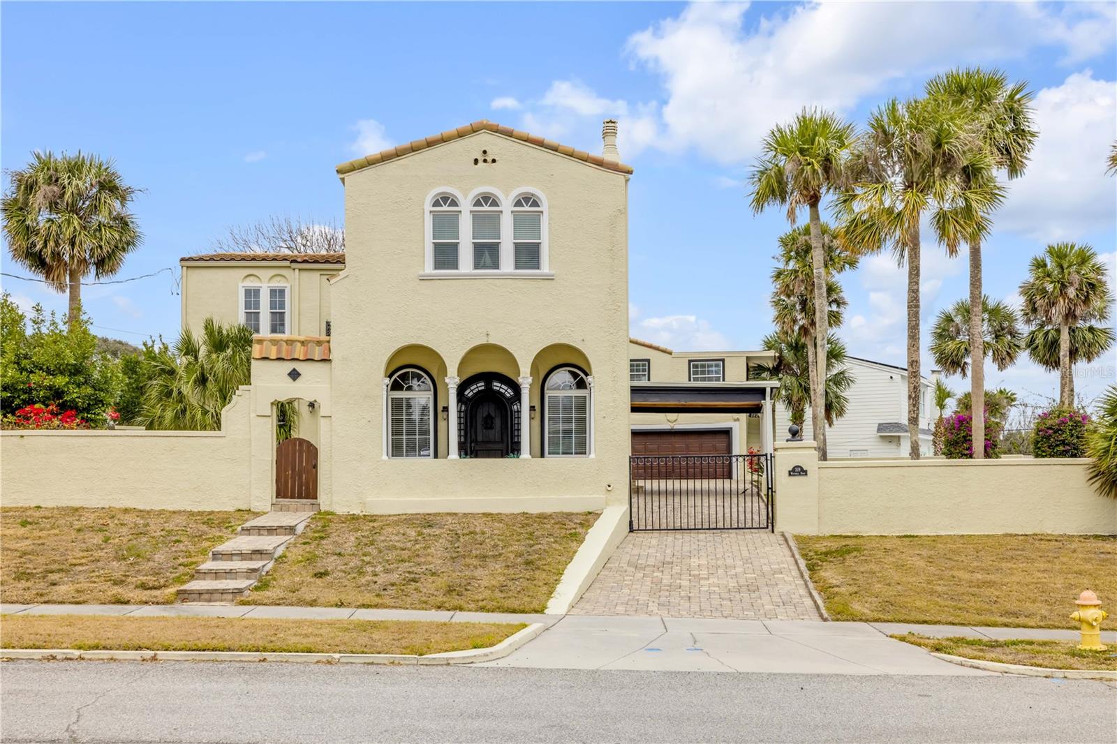 Image 2 of 97 For 319 Wisteria Road