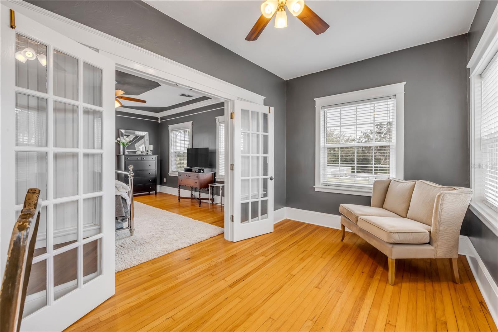 Image 48 of 97 For 319 Wisteria Road