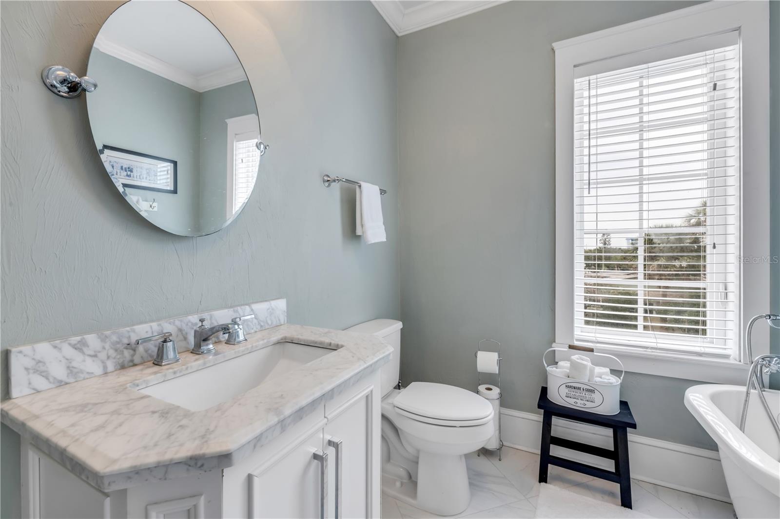 Image 59 of 97 For 319 Wisteria Road