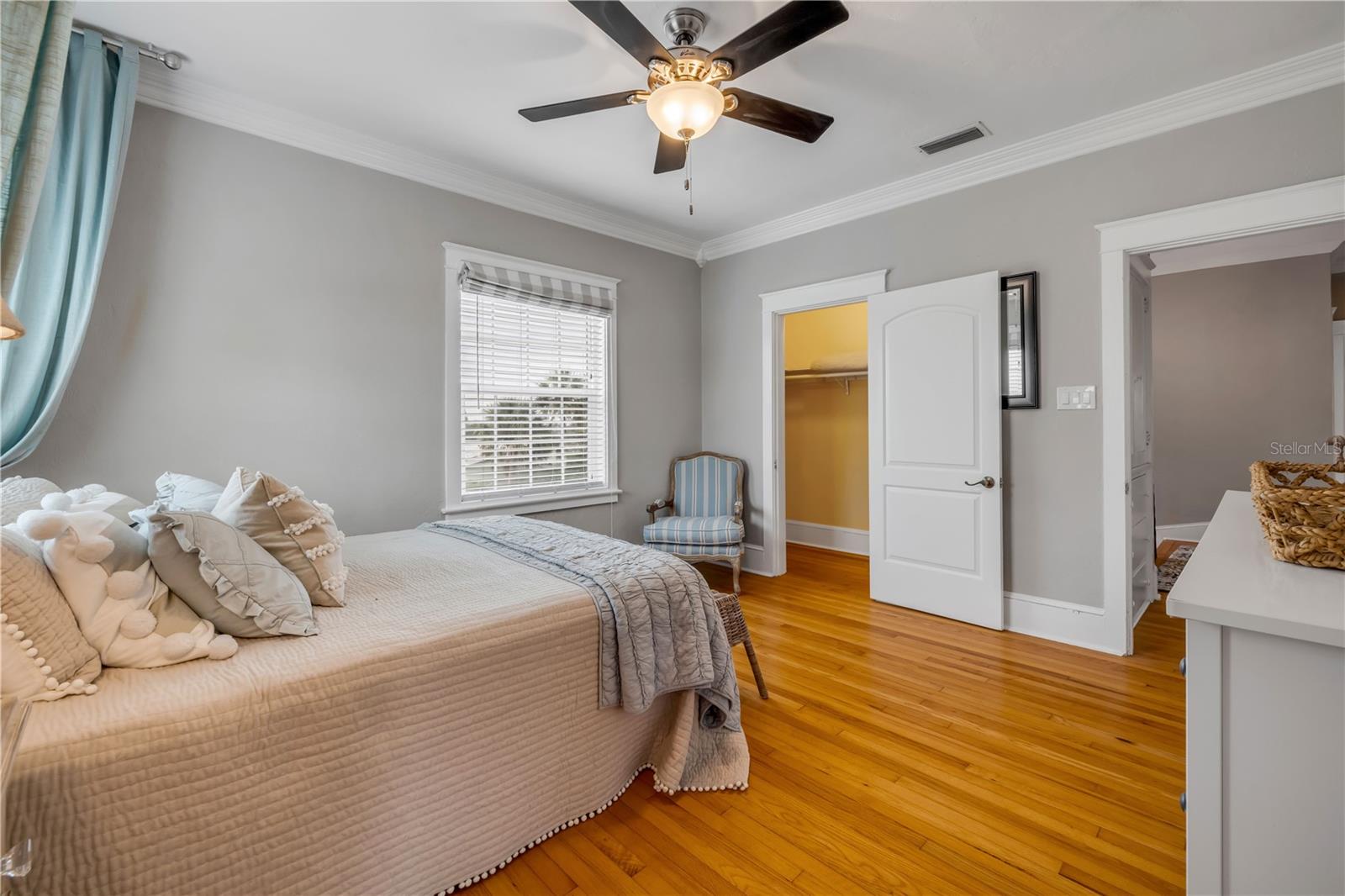 Image 63 of 97 For 319 Wisteria Road