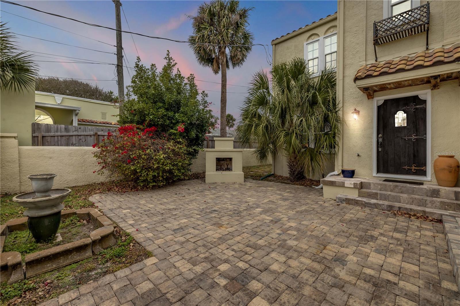 Image 8 of 97 For 319 Wisteria Road