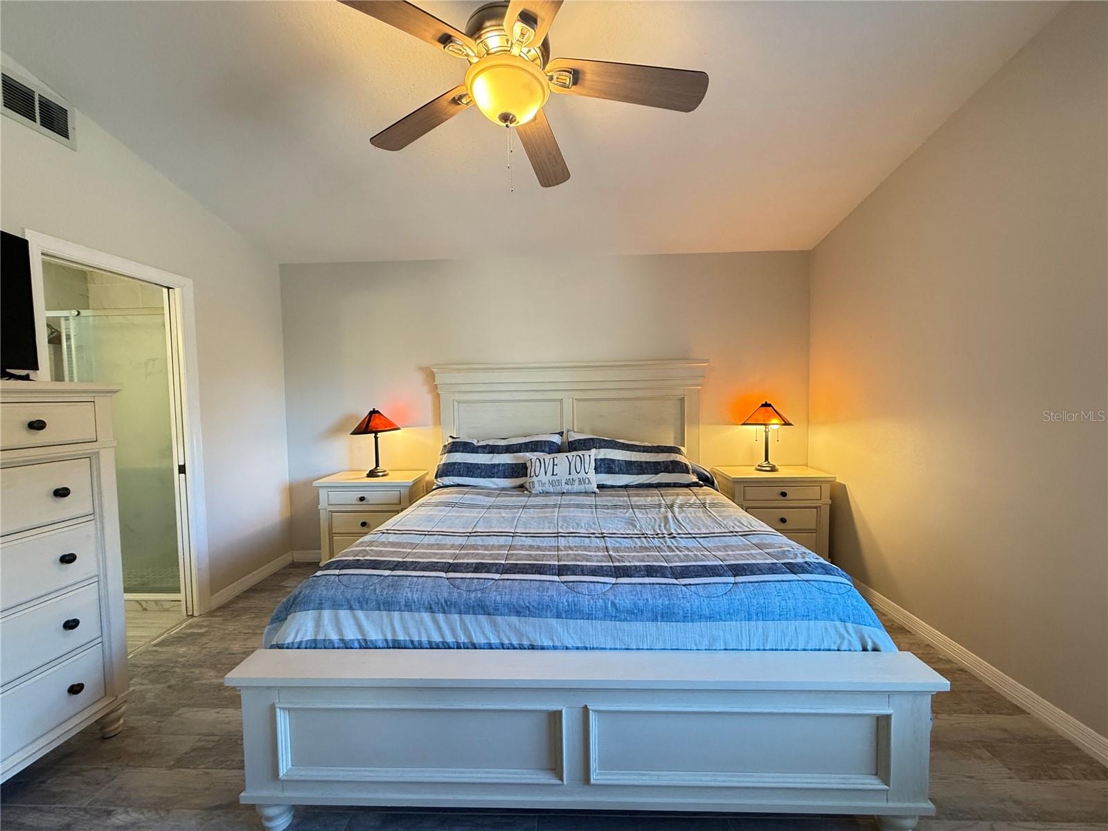 Image 10 of 25 For 828 23rd Avenue