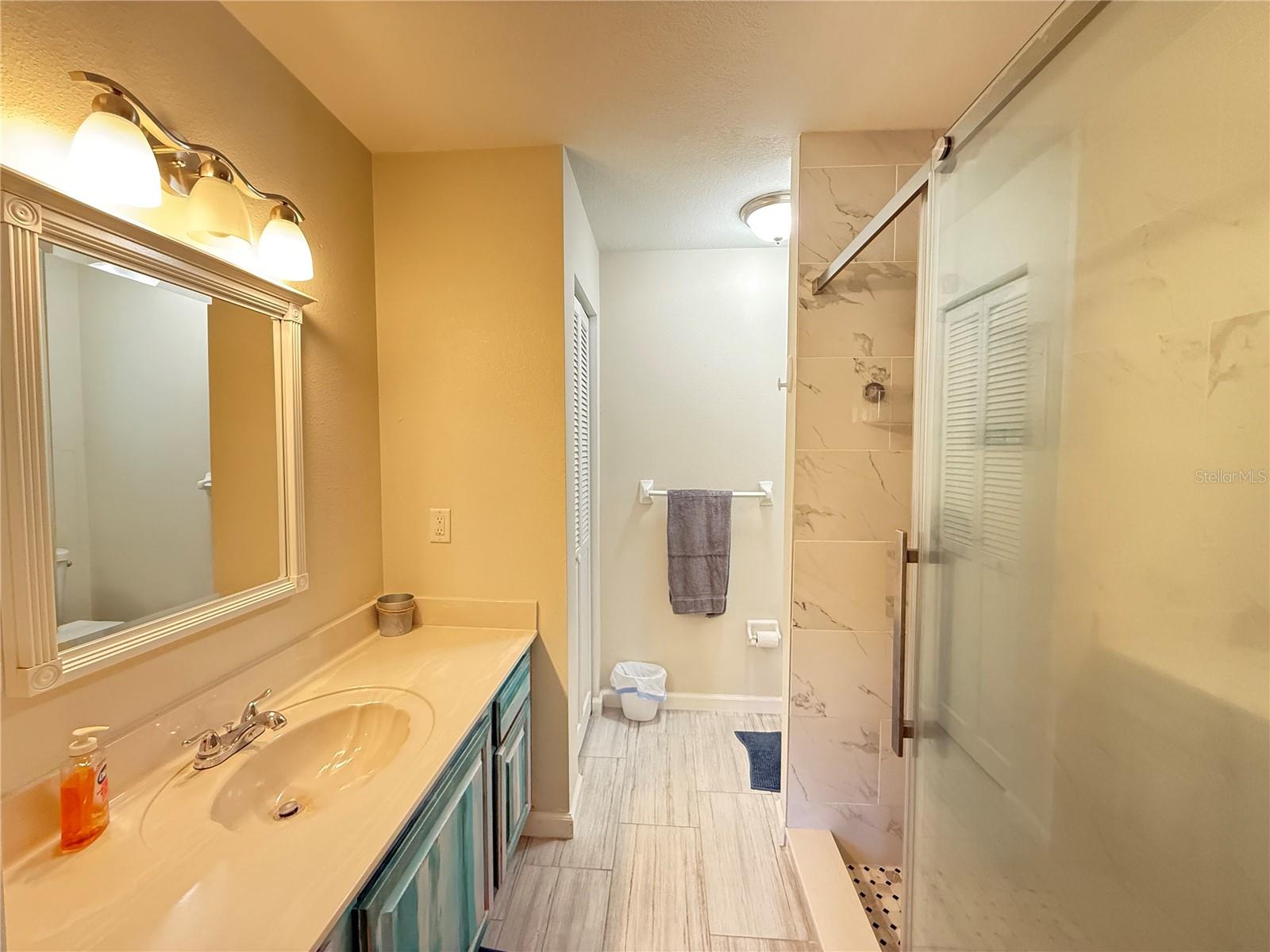 Image 12 of 25 For 828 23rd Avenue