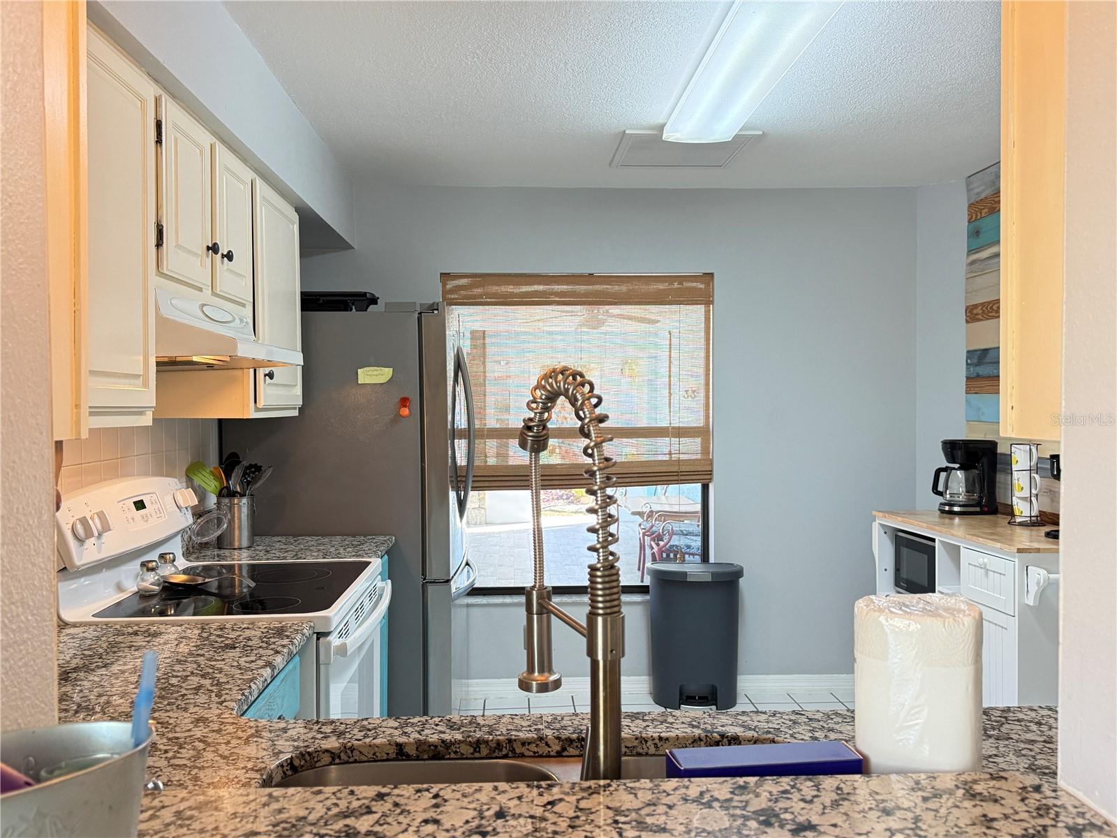 Image 2 of 25 For 828 23rd Avenue