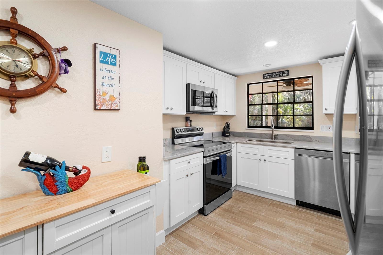 Image 15 of 42 For 813 Sugar House Drive