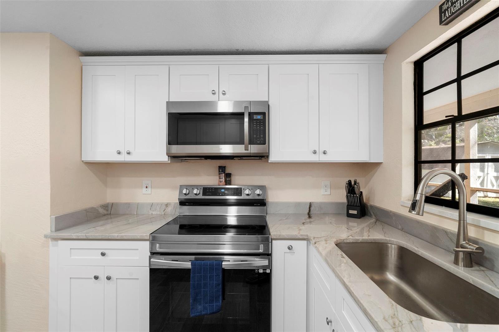 Image 16 of 42 For 813 Sugar House Drive