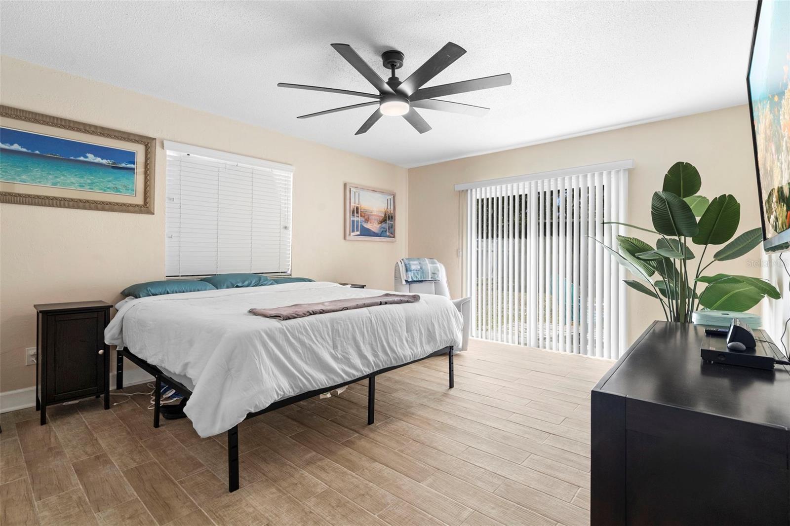 Image 19 of 42 For 813 Sugar House Drive