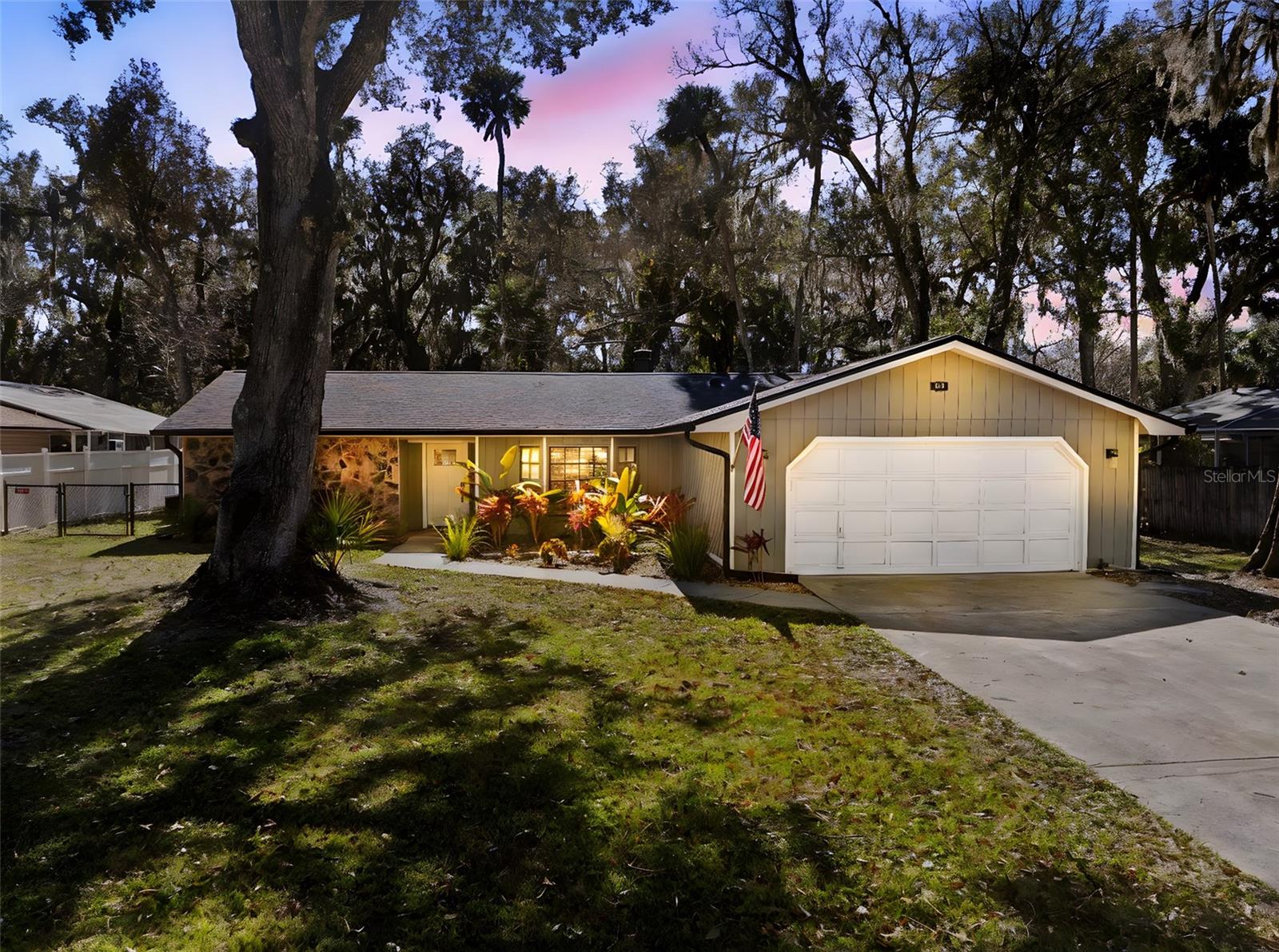 Image 3 of 42 For 813 Sugar House Drive