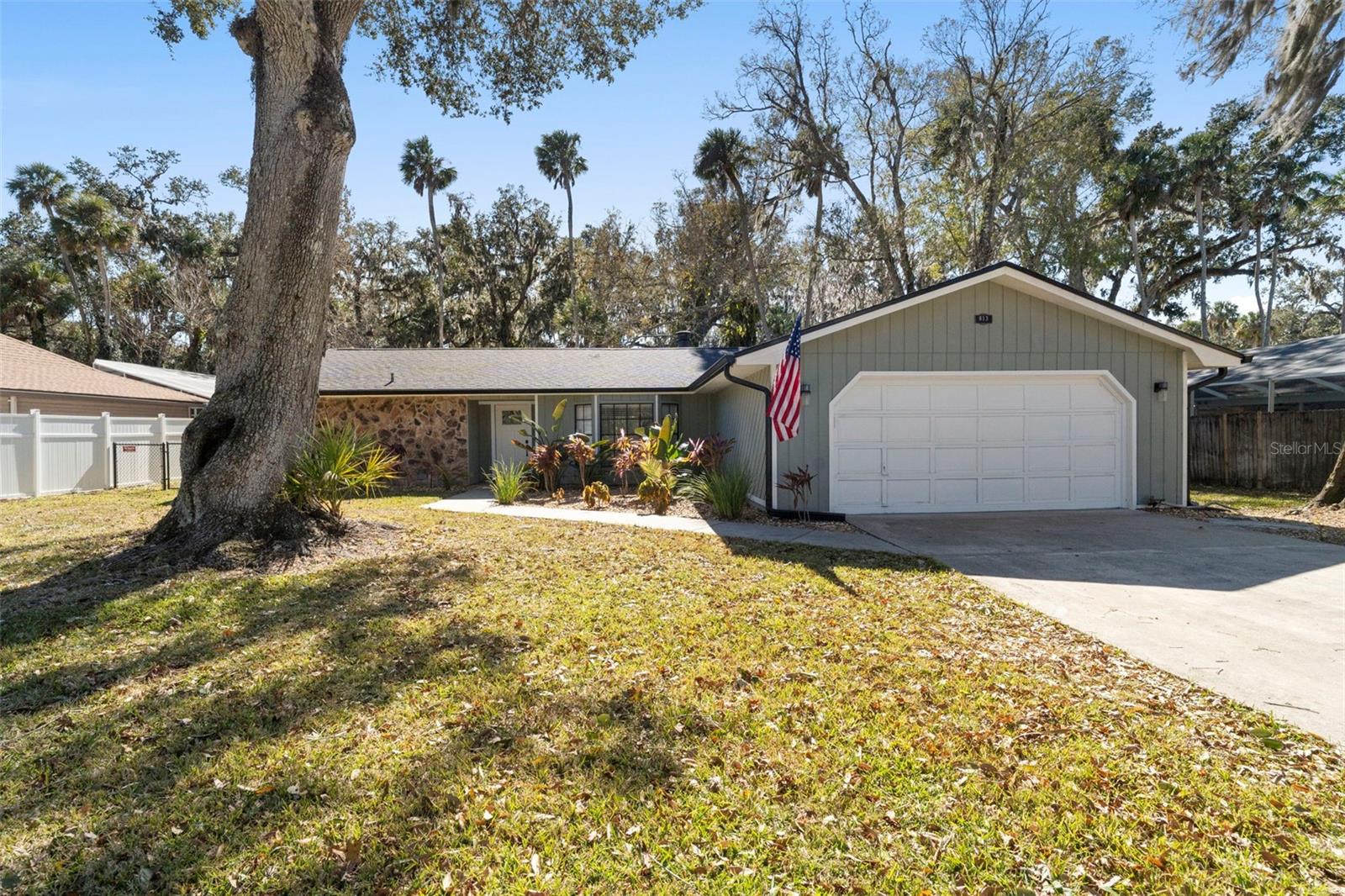 Image 5 of 42 For 813 Sugar House Drive