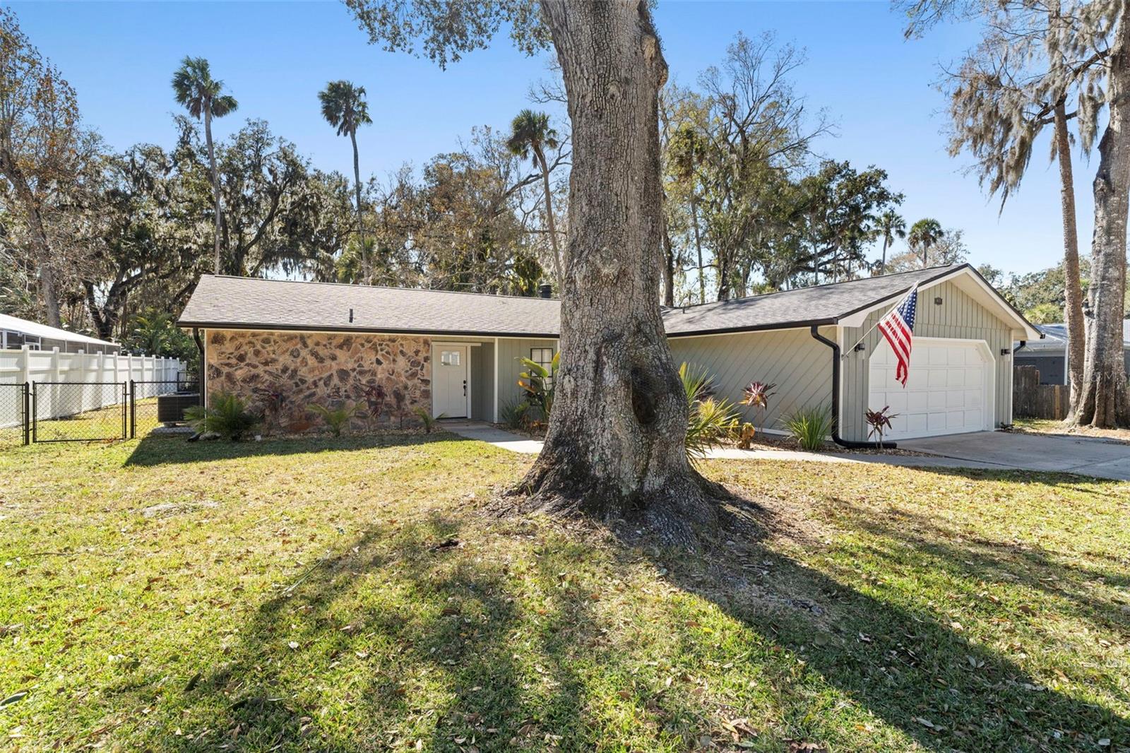 Image 7 of 42 For 813 Sugar House Drive