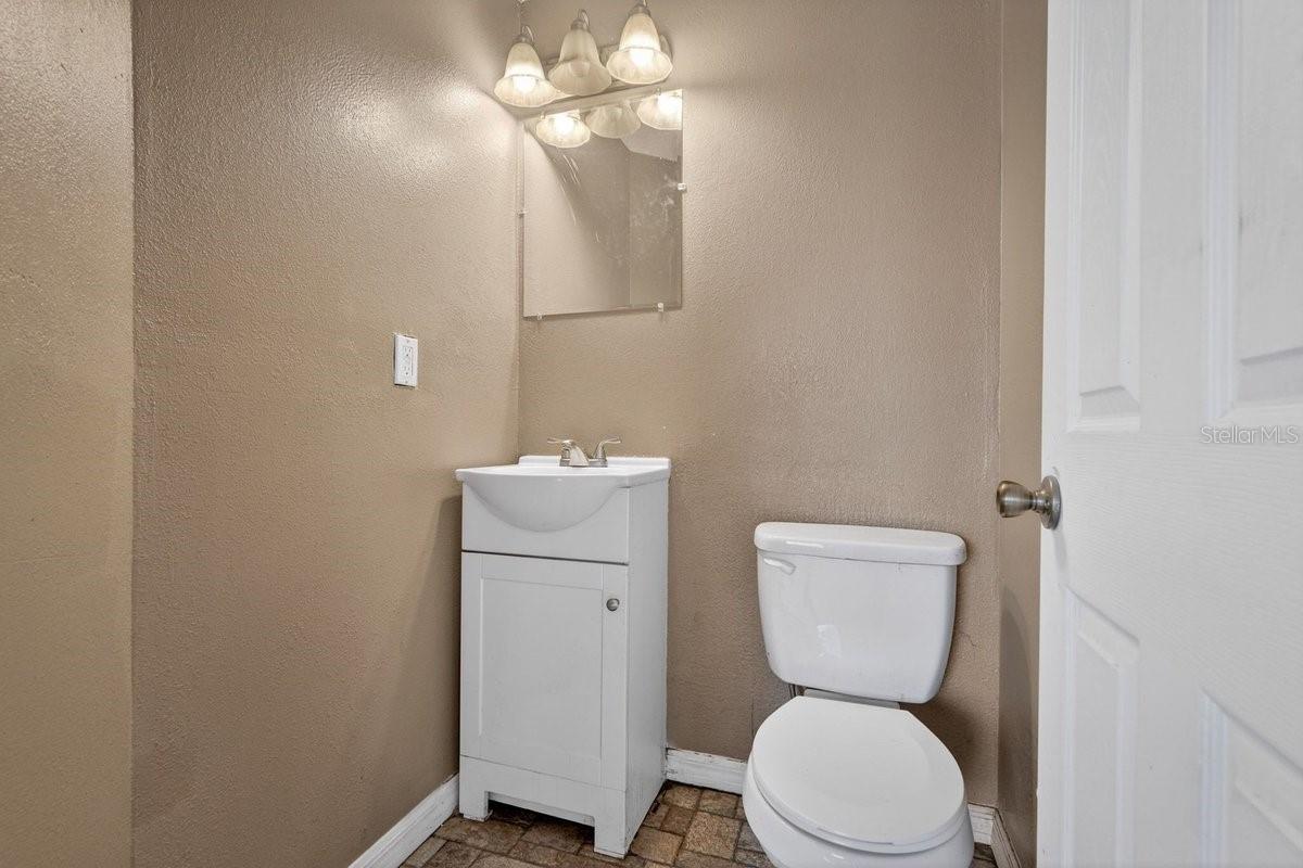 Image 16 of 53 For 493 Baltimore Drive