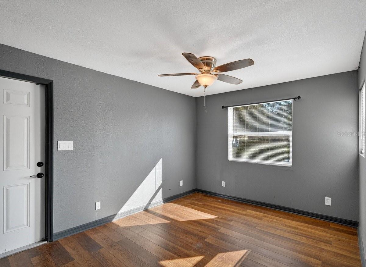 Image 17 of 53 For 493 Baltimore Drive