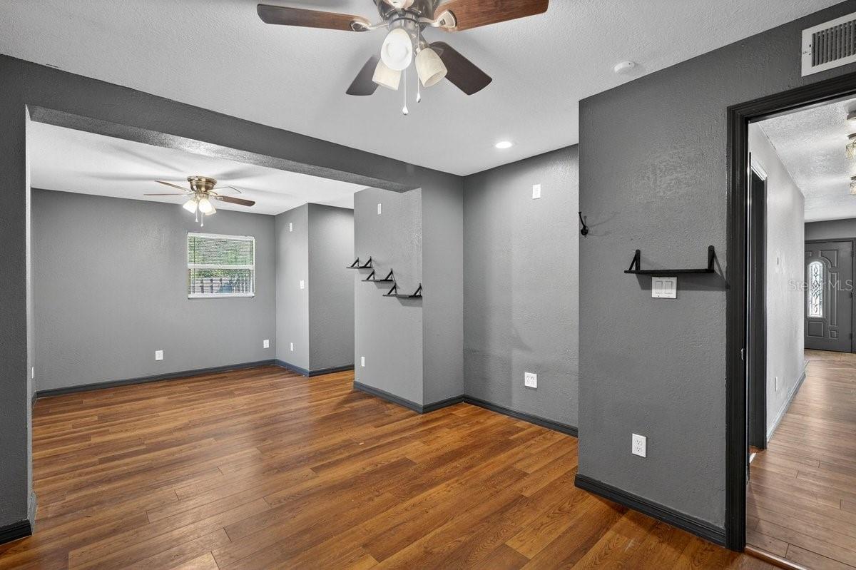 Image 28 of 53 For 493 Baltimore Drive