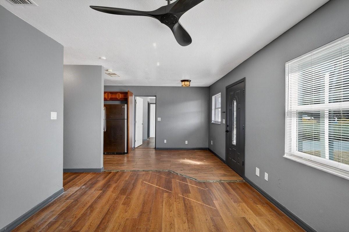 Image 7 of 53 For 493 Baltimore Drive