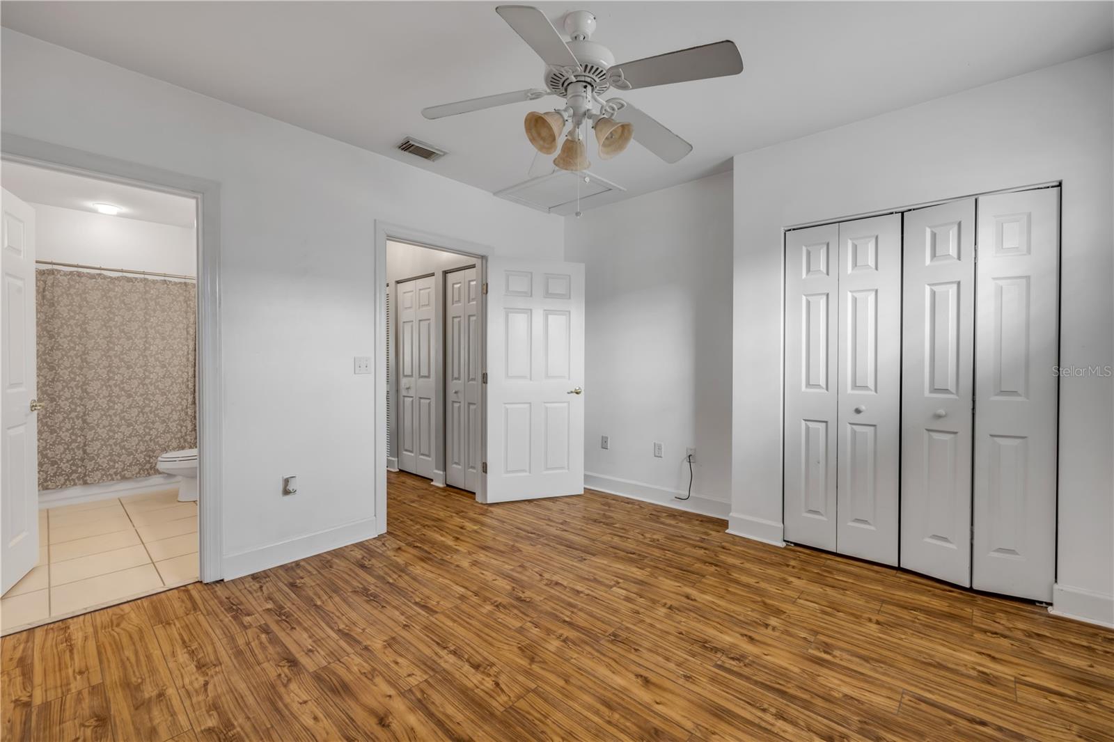 Image 32 of 67 For 415 Bouchelle Drive