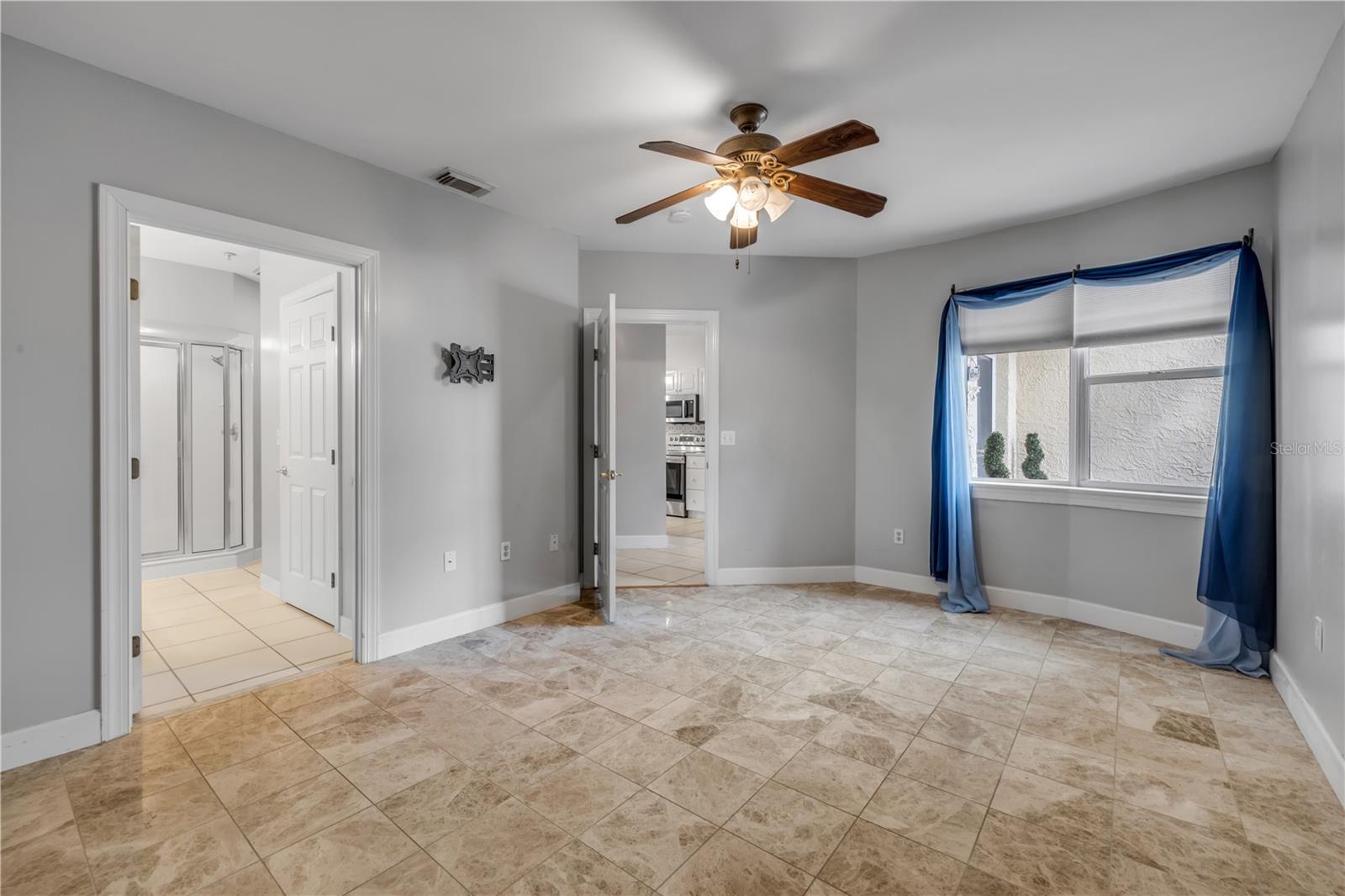 Image 34 of 67 For 415 Bouchelle Drive