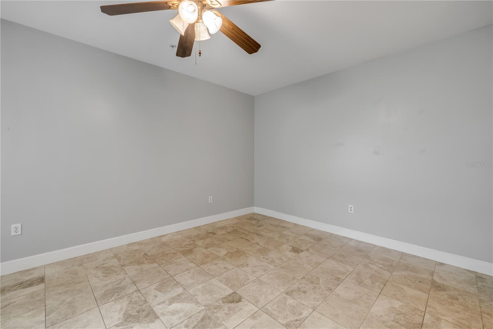 Image 35 of 67 For 415 Bouchelle Drive