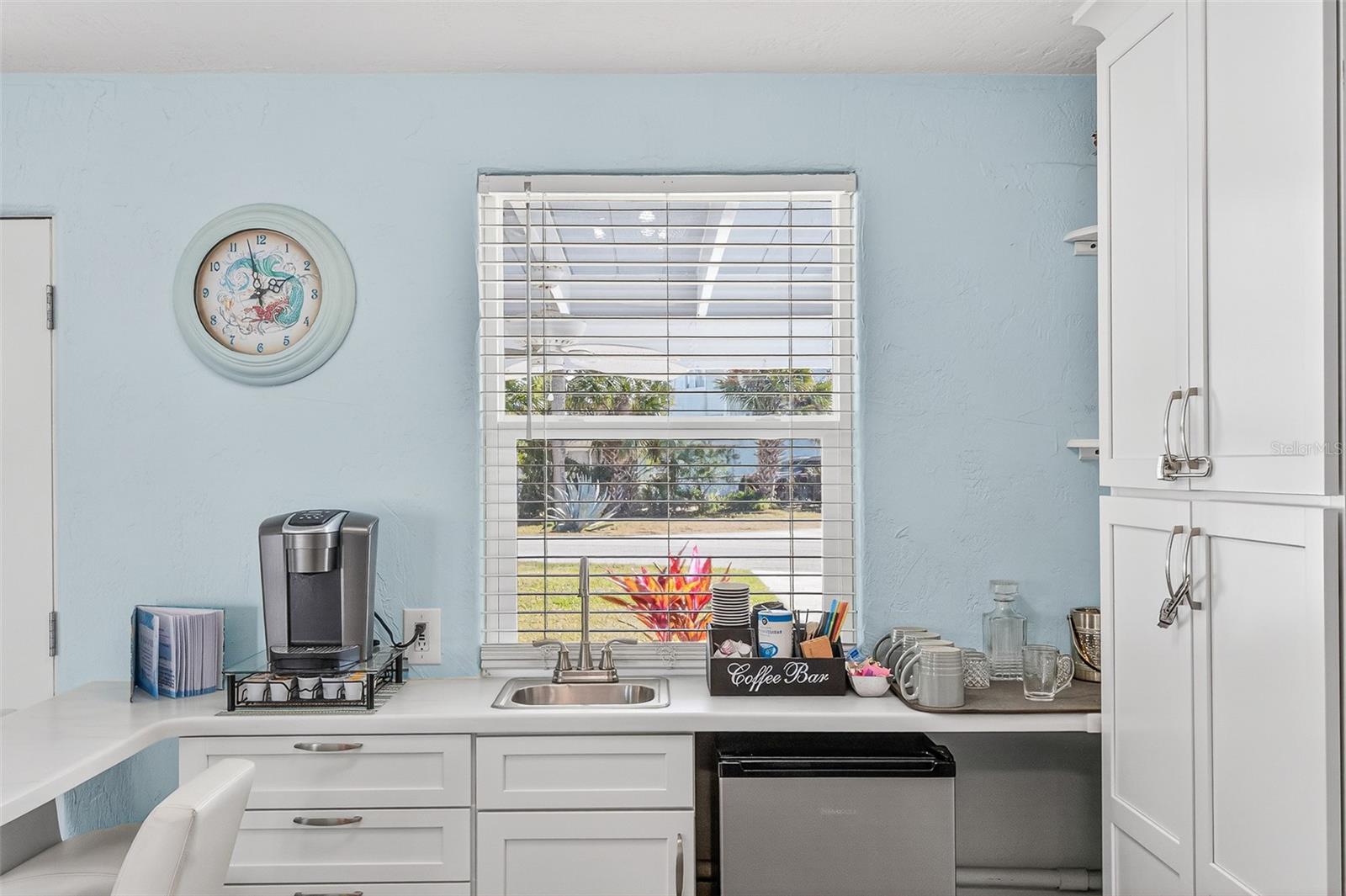 Image 11 of 42 For 7 River Drive