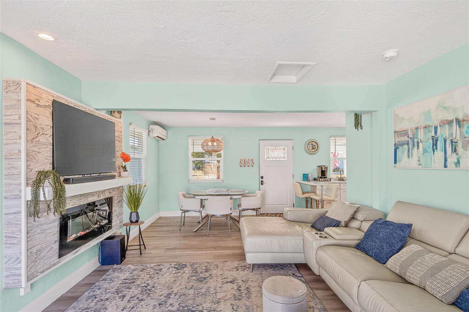 Image 16 of 42 For 7 River Drive