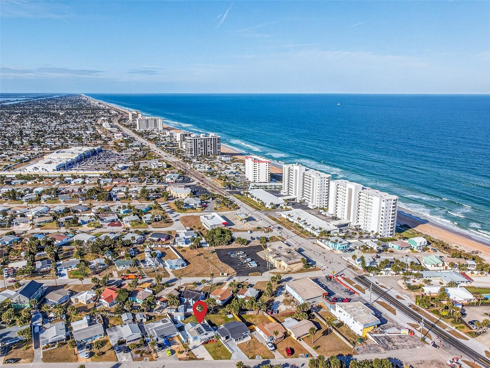 Image 2 of 42 For 7 River Drive