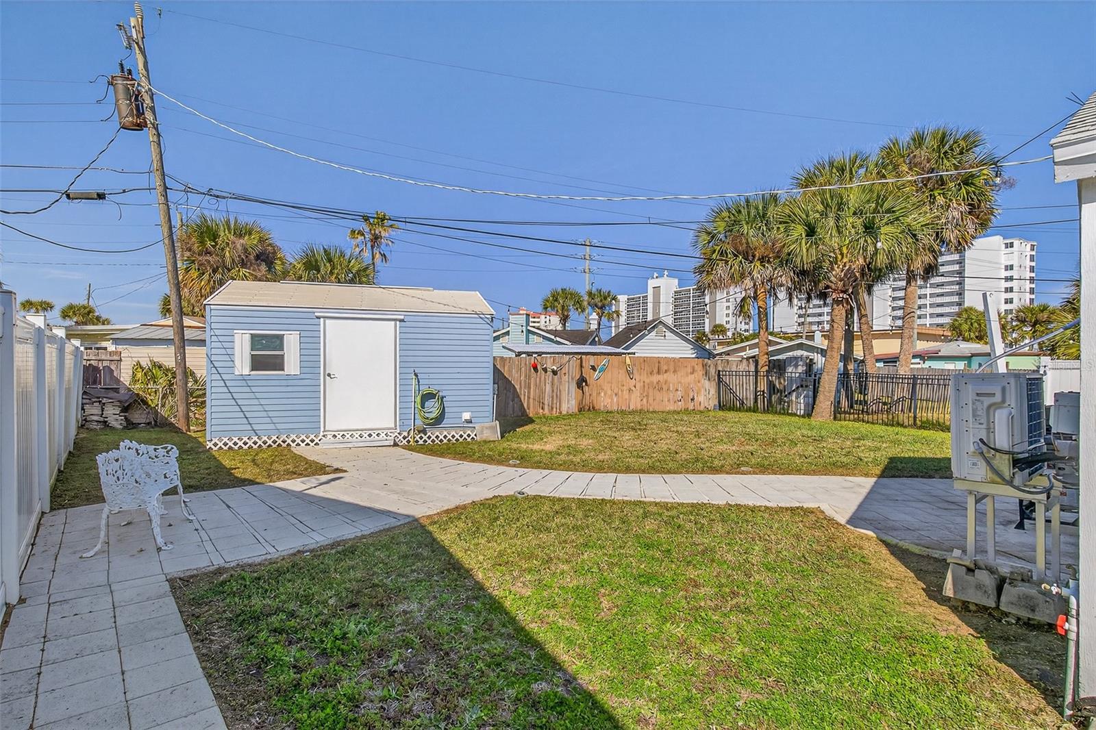 Image 34 of 42 For 7 River Drive