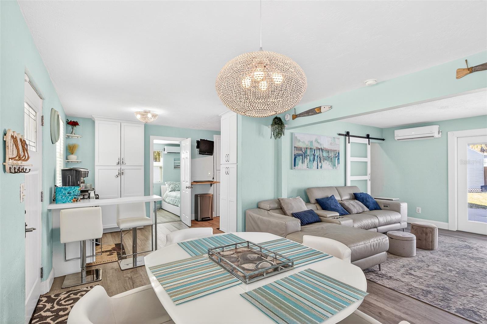 Image 6 of 42 For 7 River Drive