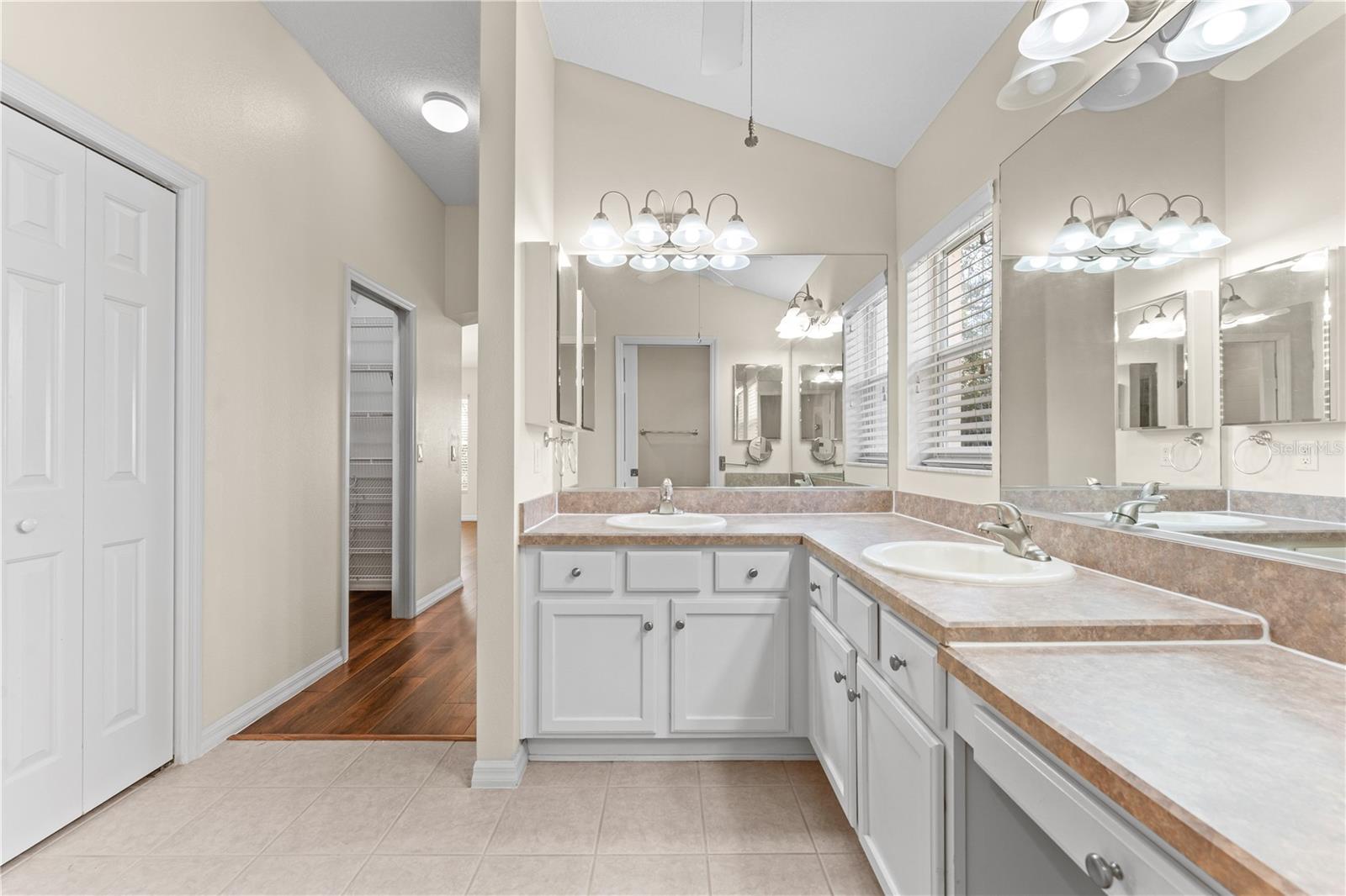 Image 14 of 21 For 16905 93rd Cuthbert Circle