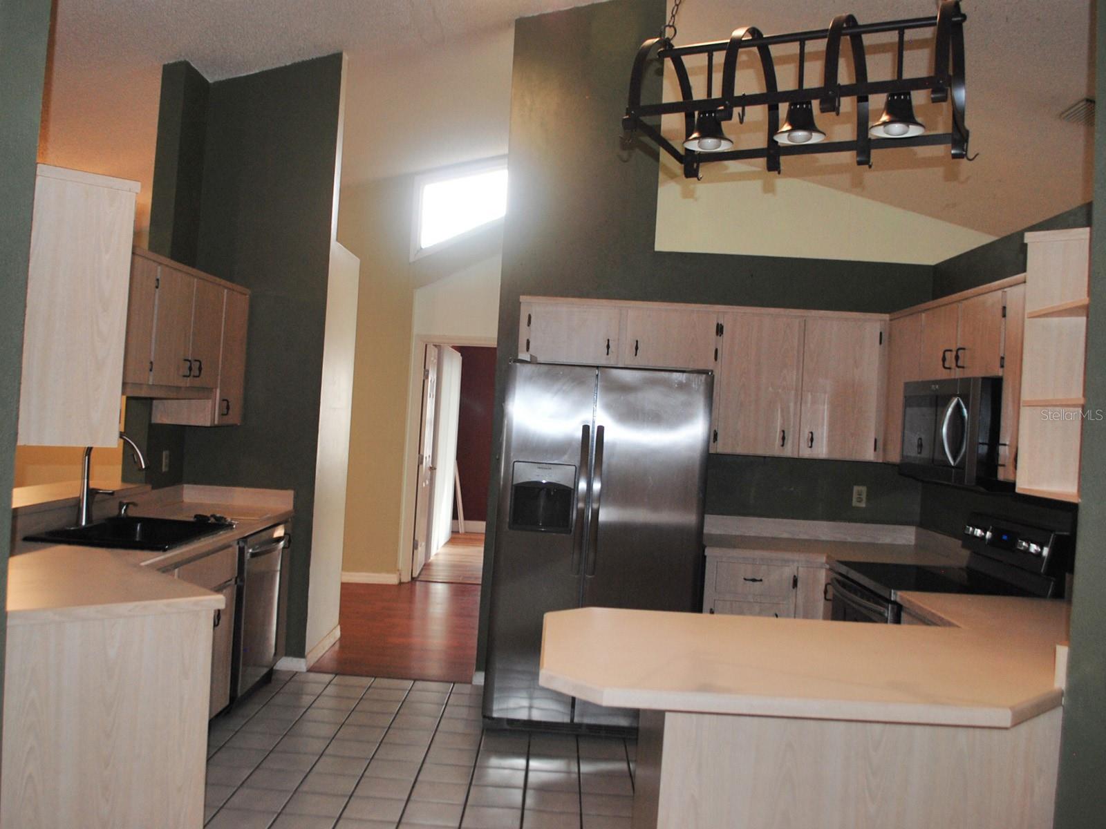 Image 12 of 29 For 2213 Pine Tree Drive