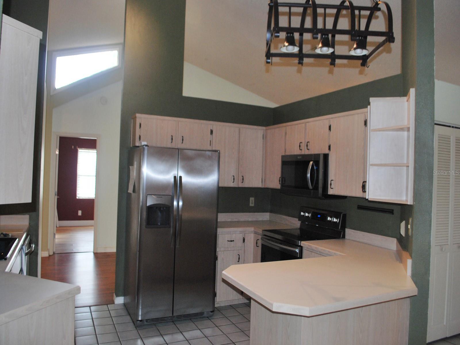 Image 13 of 29 For 2213 Pine Tree Drive