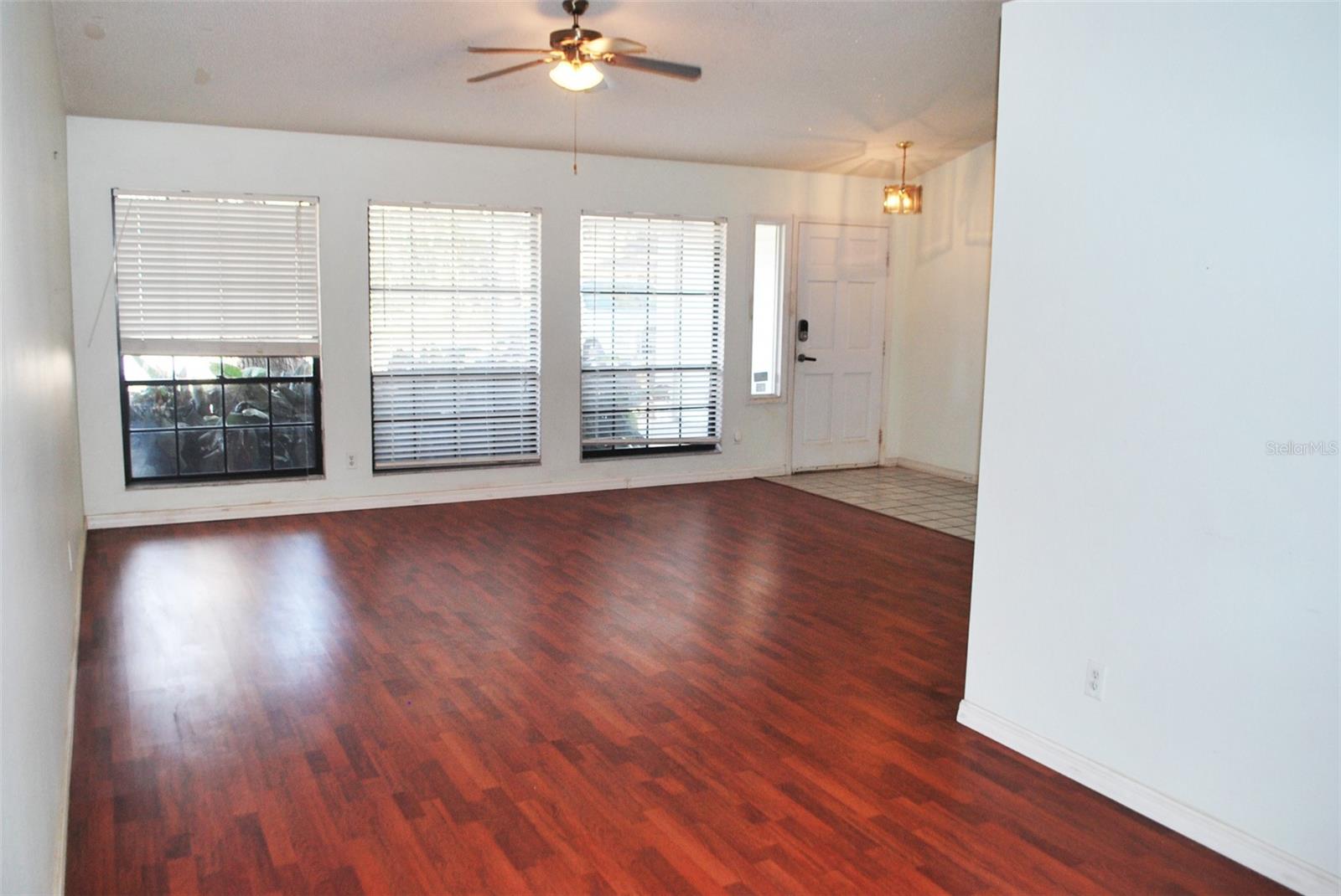 Image 19 of 29 For 2213 Pine Tree Drive