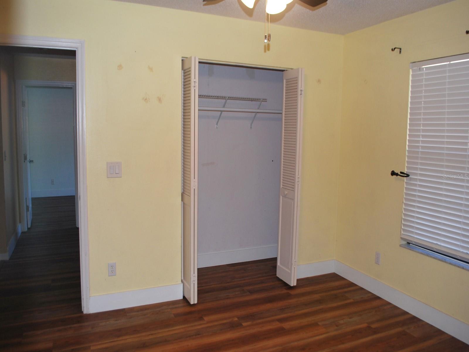 Image 21 of 29 For 2213 Pine Tree Drive