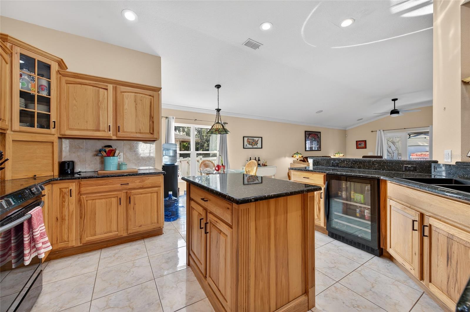 Image 11 of 39 For 1864 Orange Tree Drive