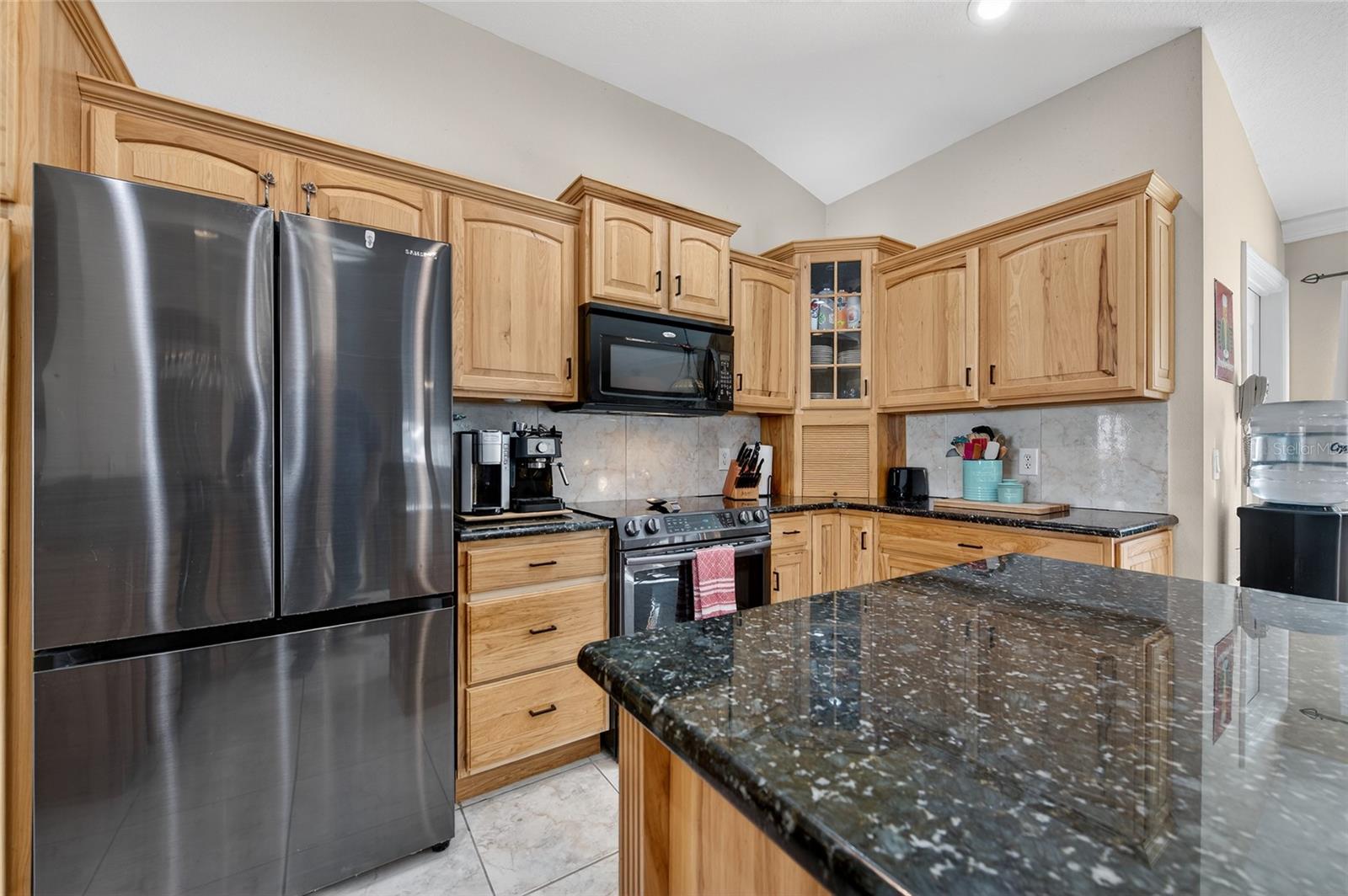 Image 13 of 39 For 1864 Orange Tree Drive