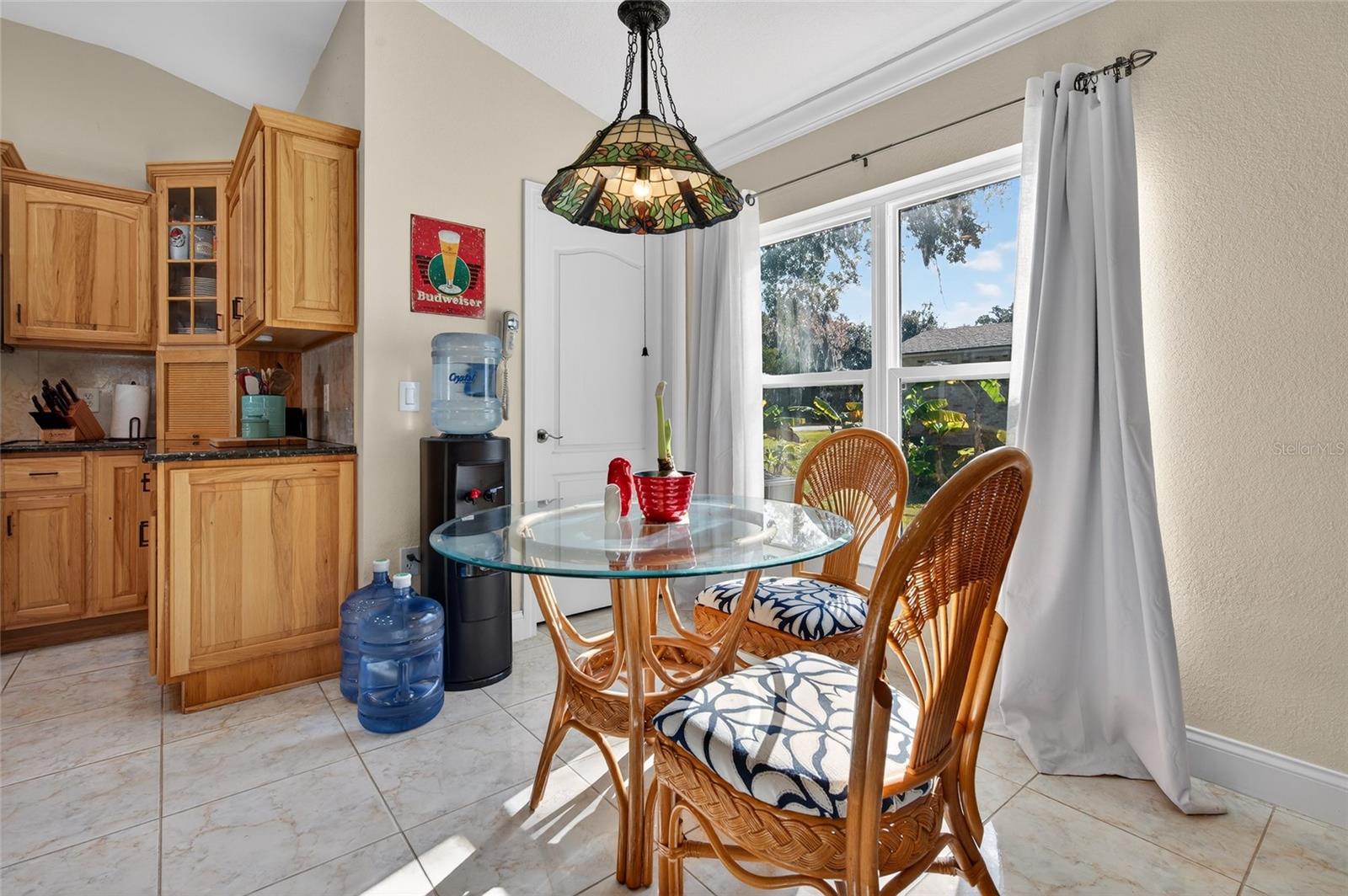 Image 18 of 39 For 1864 Orange Tree Drive